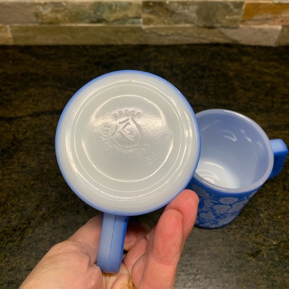 FEDERAL GLASS | Set of 2 | Calico Flower Mugs - Picture 3 of 14